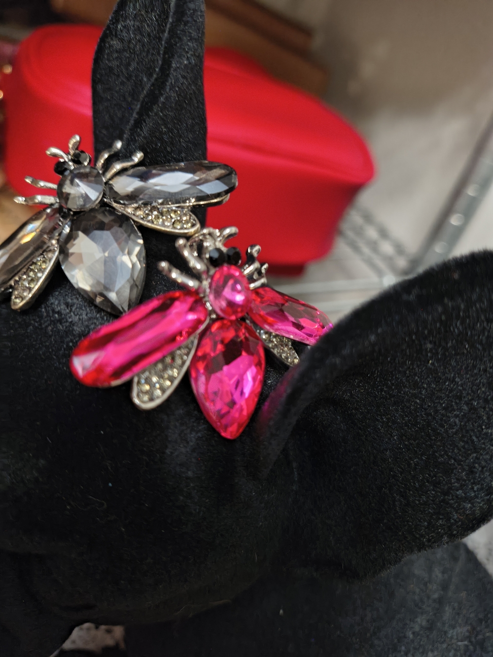 Glass Couple Bee Brooches And Pendants New
